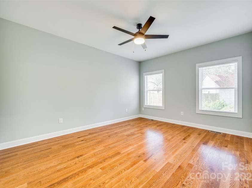 7 Private Street, York, SC 29745.  MLS# CAR4235161, YatesRealty ID 3960. 