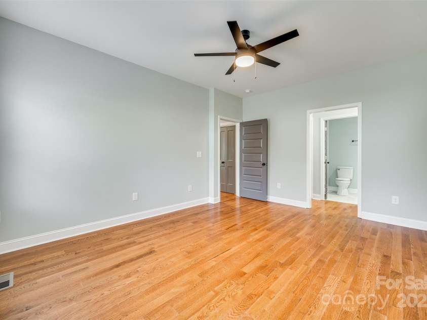 7 Private Street, York, SC 29745.  MLS# CAR4235161, YatesRealty ID 3960. 