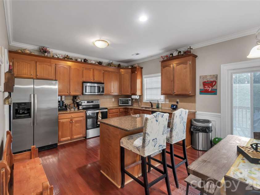 119 Brookview Drive, Shelby, NC 28152.  MLS# CAR4407213, YatesRealty ID 39600. 