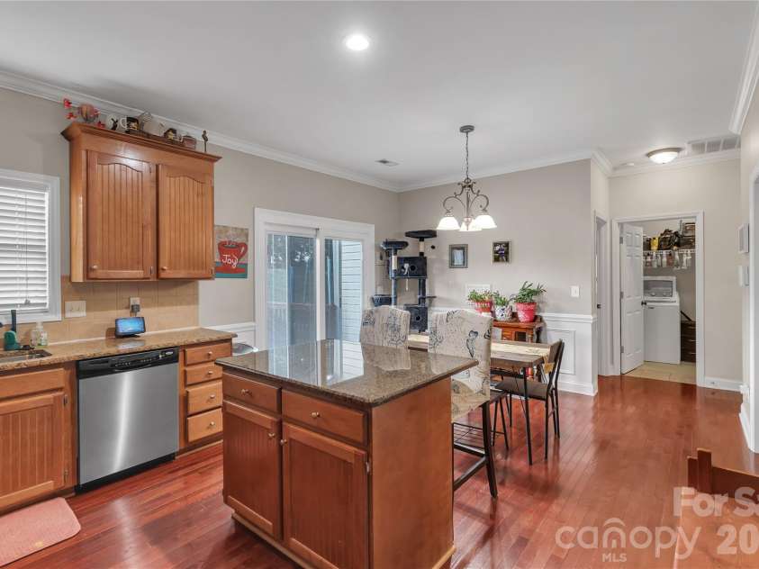 119 Brookview Drive, Shelby, NC 28152.  MLS# CAR4407213, YatesRealty ID 39600. 