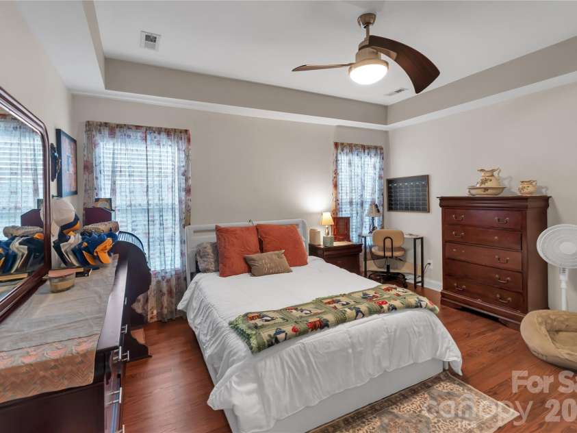 119 Brookview Drive, Shelby, NC 28152.  MLS# CAR4407213, YatesRealty ID 39600. 