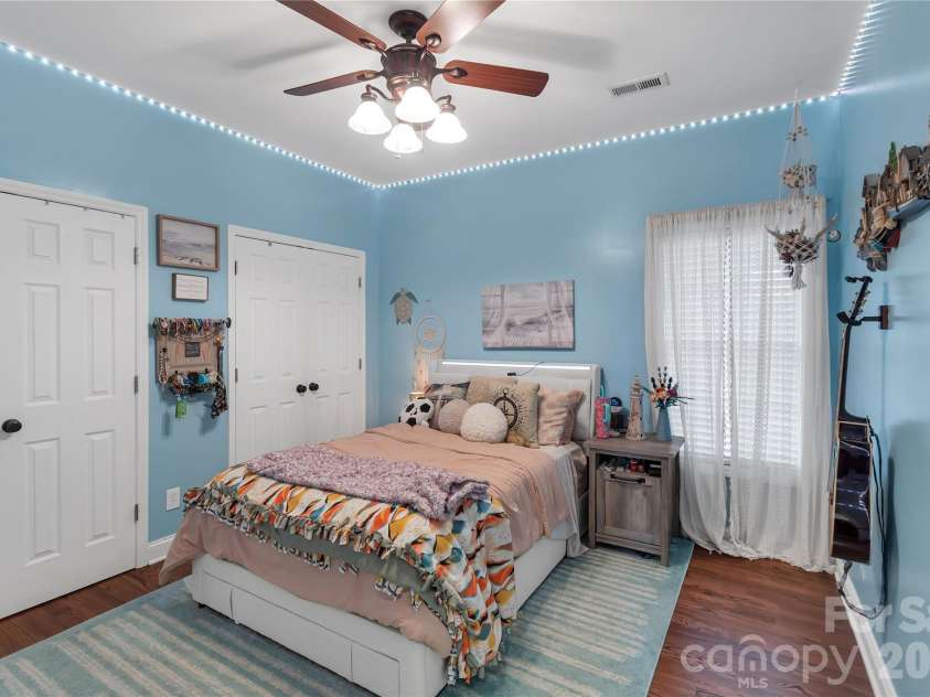 119 Brookview Drive, Shelby, NC 28152.  MLS# CAR4407213, YatesRealty ID 39600. 