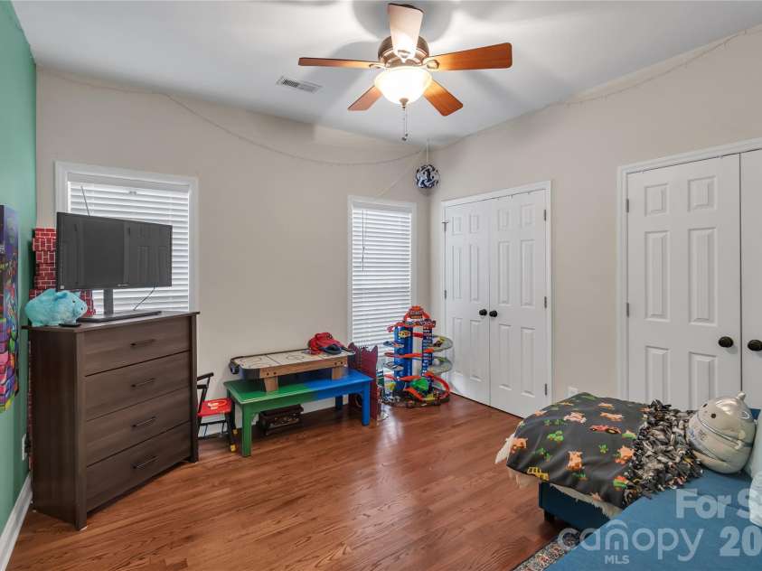 119 Brookview Drive, Shelby, NC 28152.  MLS# CAR4407213, YatesRealty ID 39600. 