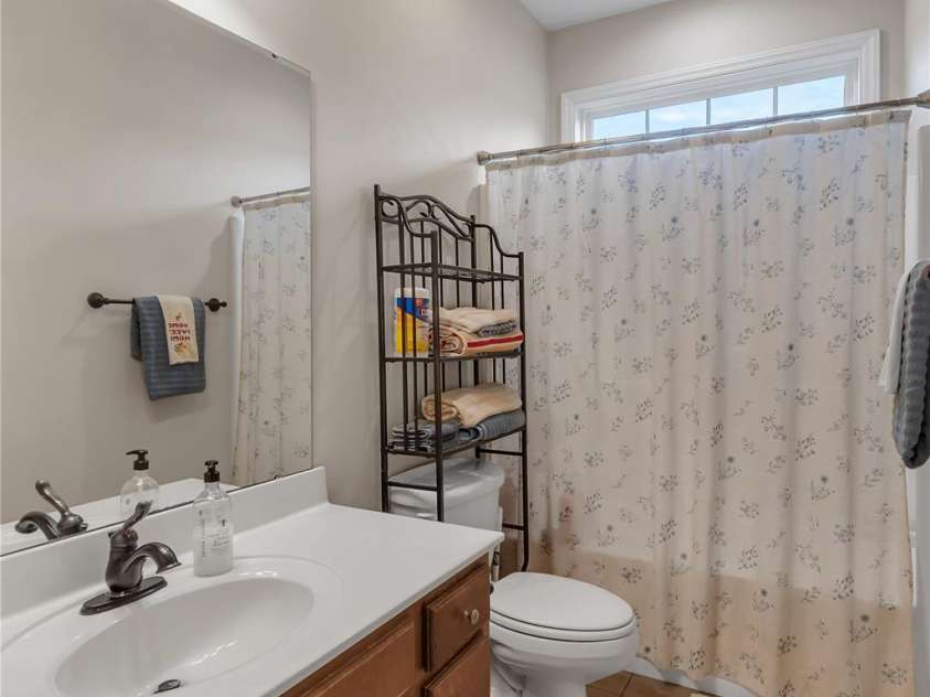 119 Brookview Drive, Shelby, NC 28152.  MLS# CAR4407213, YatesRealty ID 39600. 