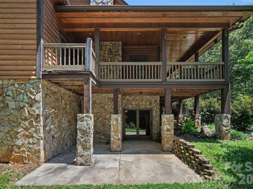 121 Mossy Rock Trail, Iron Station, NC 28080.  MLS# CAR4399129, YatesRealty ID 39601. Patio