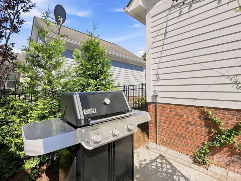 146 Lavender Bloom Loop, Mooresville, NC 28115.  MLS# CAR4406885, YatesRealty ID 39602. Courtyard