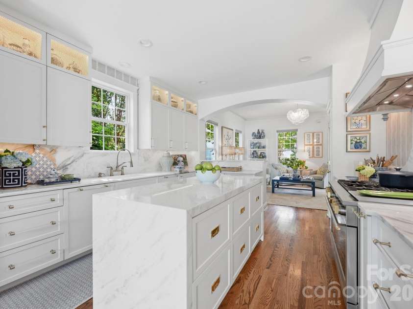146 Lavender Bloom Loop, Mooresville, NC 28115.  MLS# CAR4406885, YatesRealty ID 39602. Kitchen