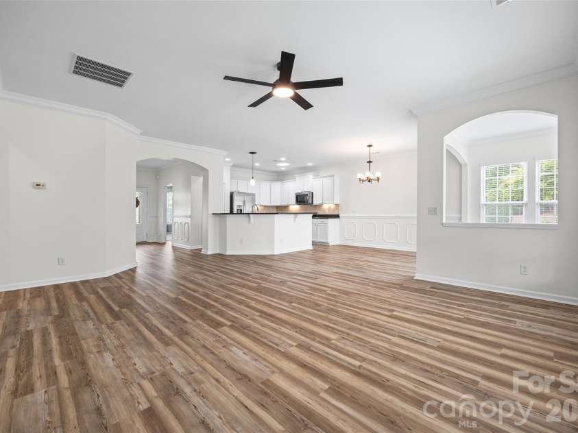 2027 Maned Goose Court, Fort Mill, SC 29707.  MLS# CAR4400613, YatesRealty ID 39604. 