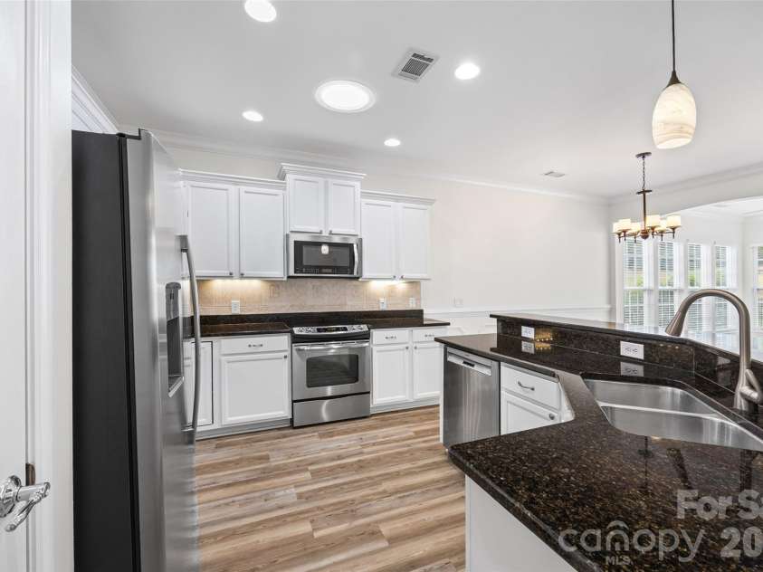 2027 Maned Goose Court, Fort Mill, SC 29707.  MLS# CAR4400613, YatesRealty ID 39604. 