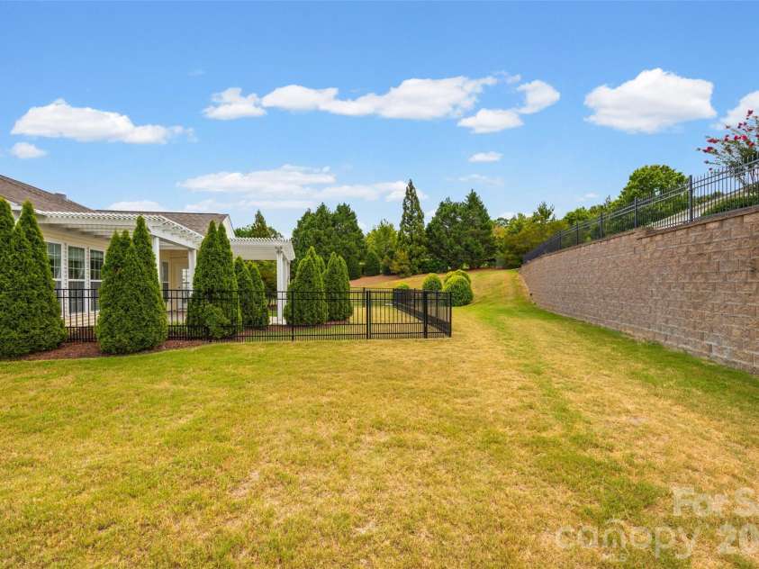 2027 Maned Goose Court, Fort Mill, SC 29707.  MLS# CAR4400613, YatesRealty ID 39604. 