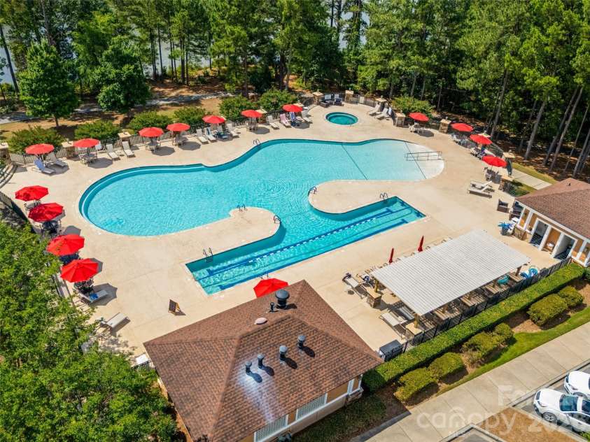 2027 Maned Goose Court, Fort Mill, SC 29707.  MLS# CAR4400613, YatesRealty ID 39604. Pool 2