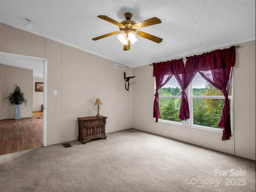 114 Leonards Lane, Weaverville, NC 28787.  MLS# CAR4309120, YatesRealty ID 3961. 