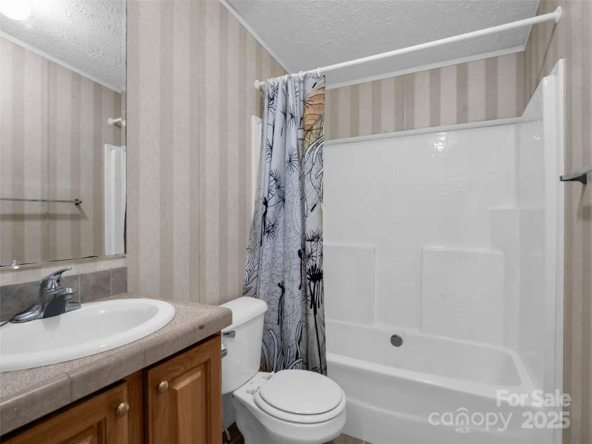 114 Leonards Lane, Weaverville, NC 28787.  MLS# CAR4309120, YatesRealty ID 3961. 