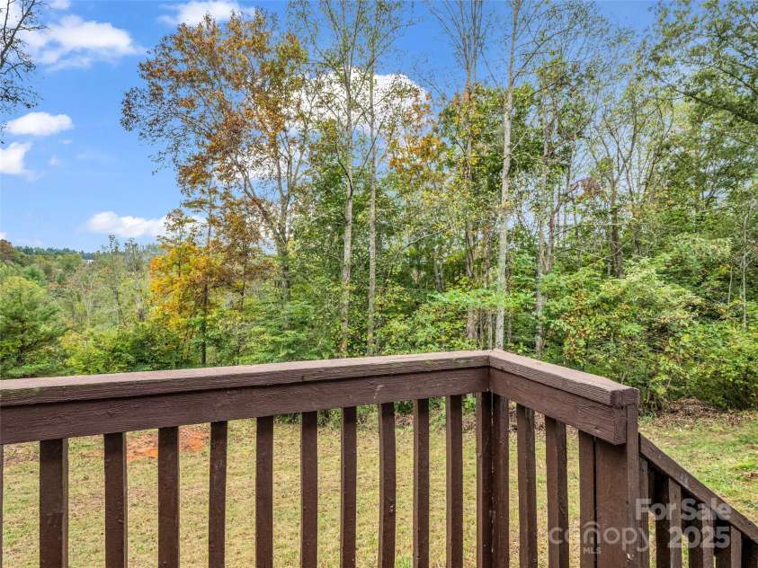 114 Leonards Lane, Weaverville, NC 28787.  MLS# CAR4309120, YatesRealty ID 3961. 