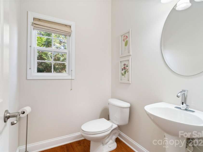 2000 Willowcrest Drive, Waxhaw, NC 28173.  MLS# CAR4229305, YatesRealty ID 3961. 