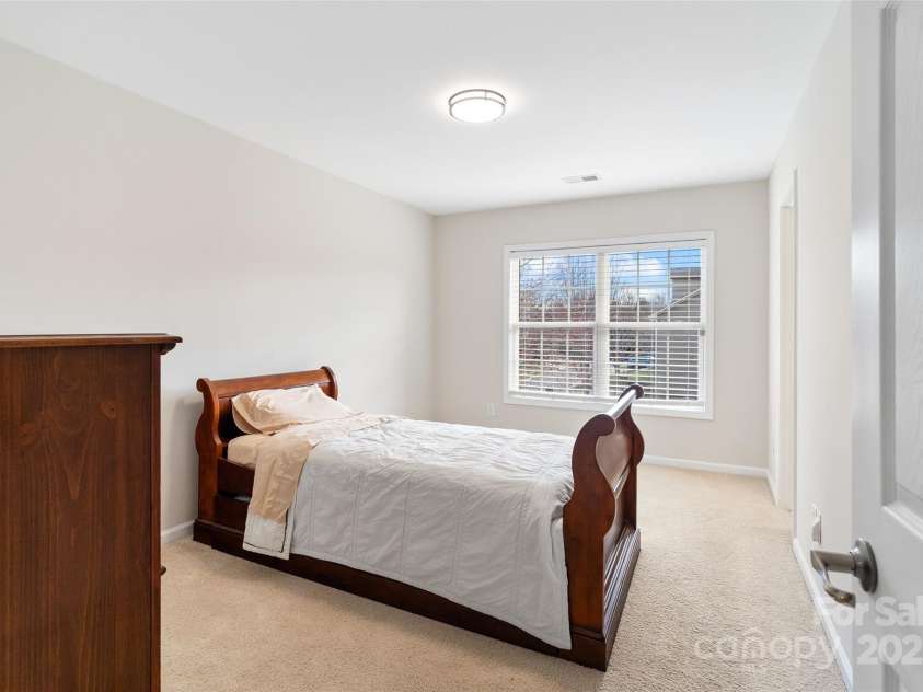 2000 Willowcrest Drive, Waxhaw, NC 28173.  MLS# CAR4229305, YatesRealty ID 3961. 