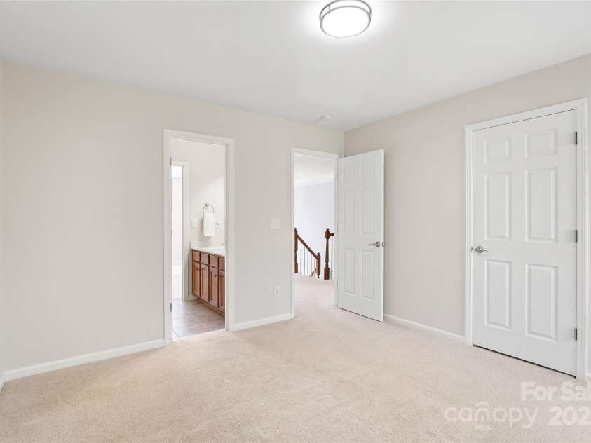 2000 Willowcrest Drive, Waxhaw, NC 28173.  MLS# CAR4229305, YatesRealty ID 3961. 