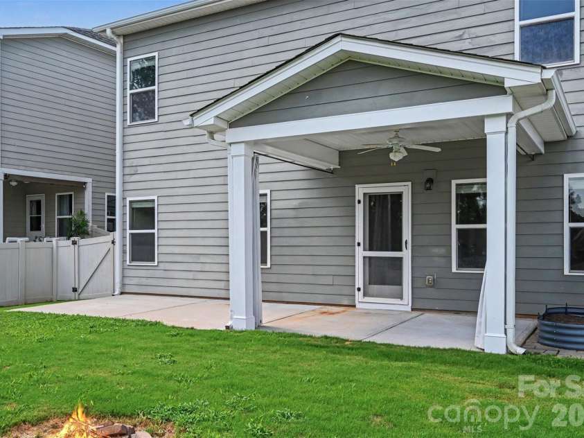 230 Sycamore Drive, Lancaster, SC 29720.  MLS# CAR4399490, YatesRealty ID 39610. 