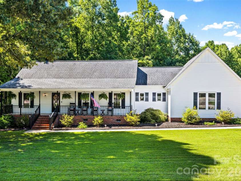 143 Old Limestone Road, York, SC 29745.  MLS# CAR4406256, YatesRealty ID 39611. 