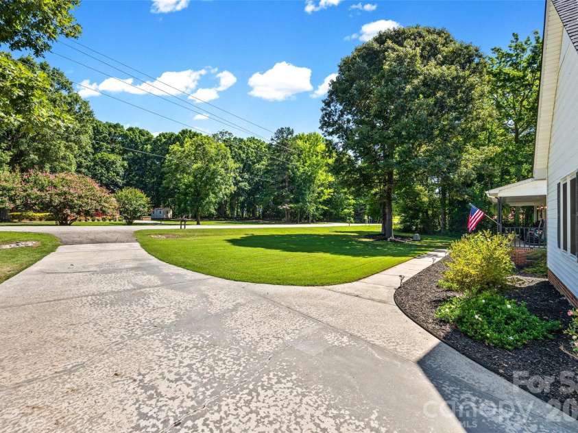 143 Old Limestone Road, York, SC 29745.  MLS# CAR4406256, YatesRealty ID 39611. 