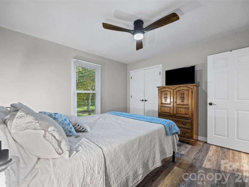 143 Old Limestone Road, York, SC 29745.  MLS# CAR4406256, YatesRealty ID 39611. 