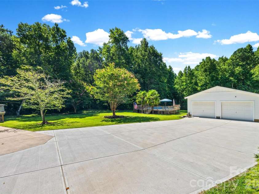143 Old Limestone Road, York, SC 29745.  MLS# CAR4406256, YatesRealty ID 39611. 