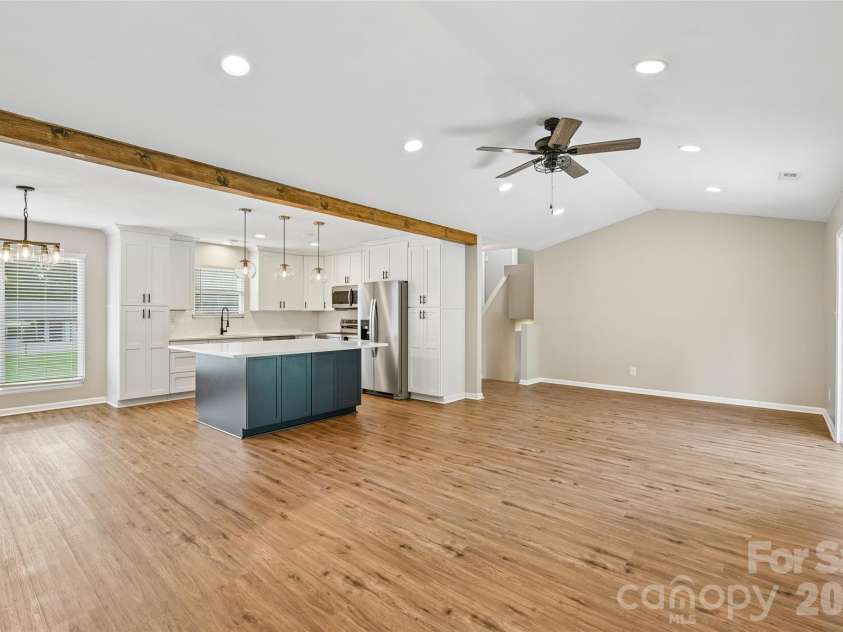 1106 Stanton Drive, Shelby, NC 28150.  MLS# CAR4429688, YatesRealty ID 39616. 