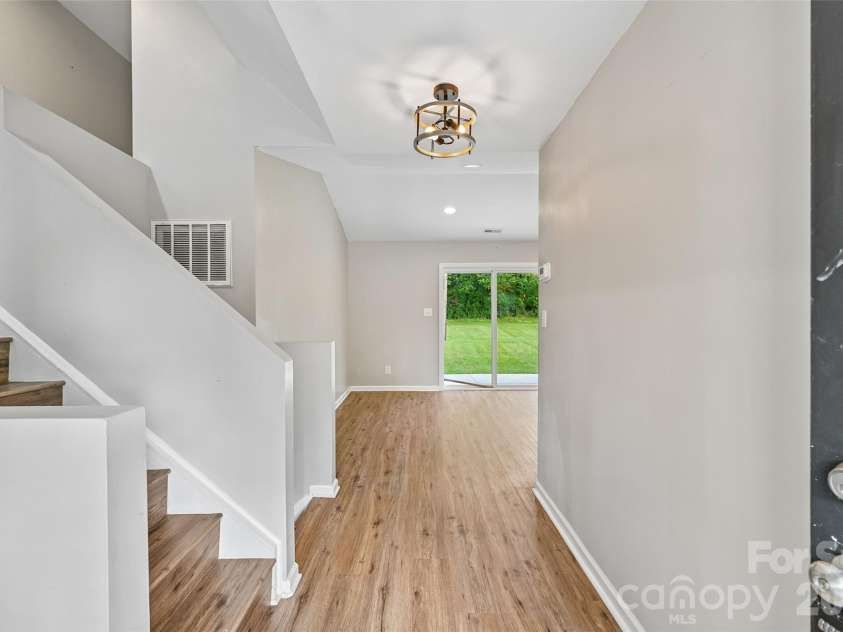 1106 Stanton Drive, Shelby, NC 28150.  MLS# CAR4429688, YatesRealty ID 39616. 