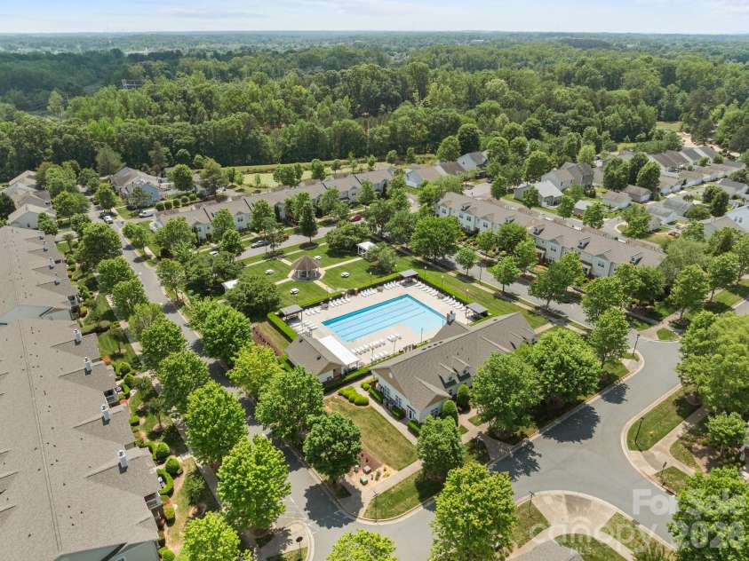 17257 Doe Valley Court, Cornelius, NC 28031.  MLS# CAR4405908, YatesRealty ID 39617. Alexander Chase Community Park