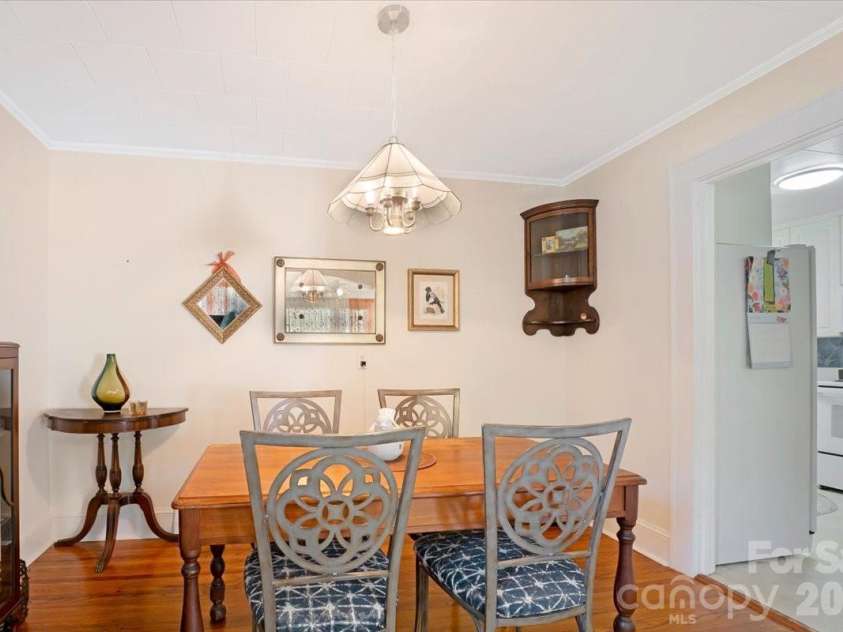 810 Ashwood Street, Kannapolis, NC 28081.  MLS# CAR4406450, YatesRealty ID 39618. 