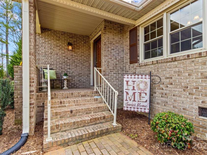 1202 Ravenwood Court, Salisbury, NC 28147.  MLS# CAR4237166, YatesRealty ID 3962. 