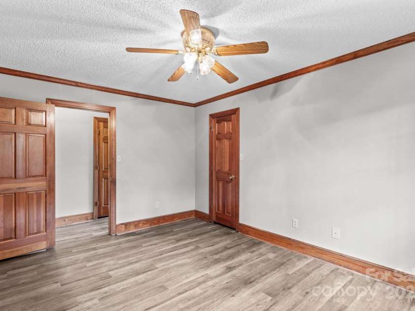 1202 Ravenwood Court, Salisbury, NC 28147.  MLS# CAR4237166, YatesRealty ID 3962. 