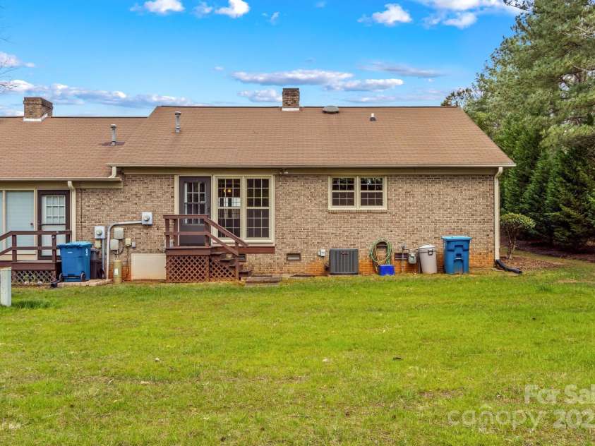 1202 Ravenwood Court, Salisbury, NC 28147.  MLS# CAR4237166, YatesRealty ID 3962. 