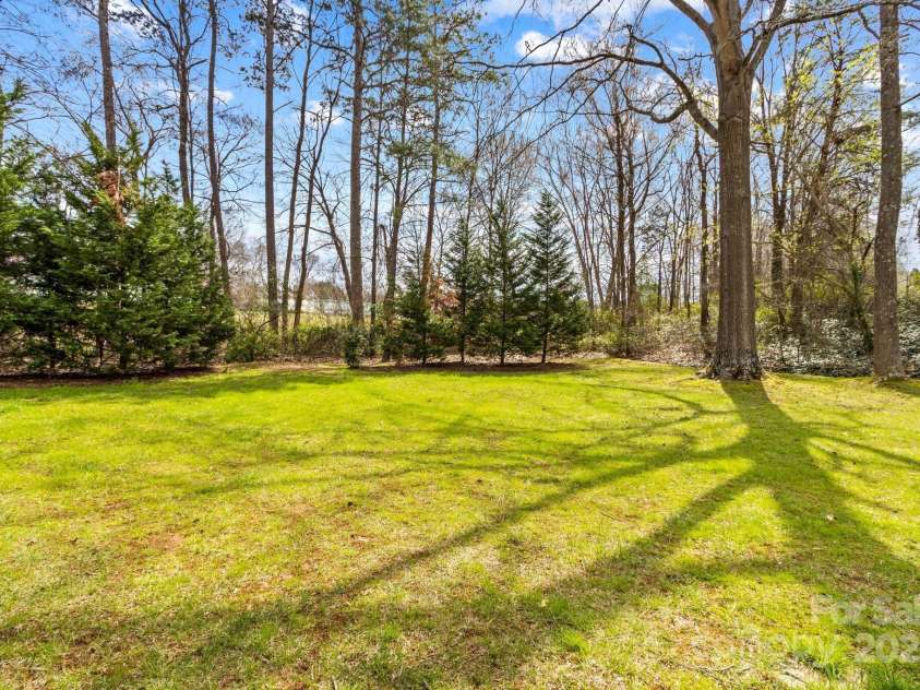 1202 Ravenwood Court, Salisbury, NC 28147.  MLS# CAR4237166, YatesRealty ID 3962. 