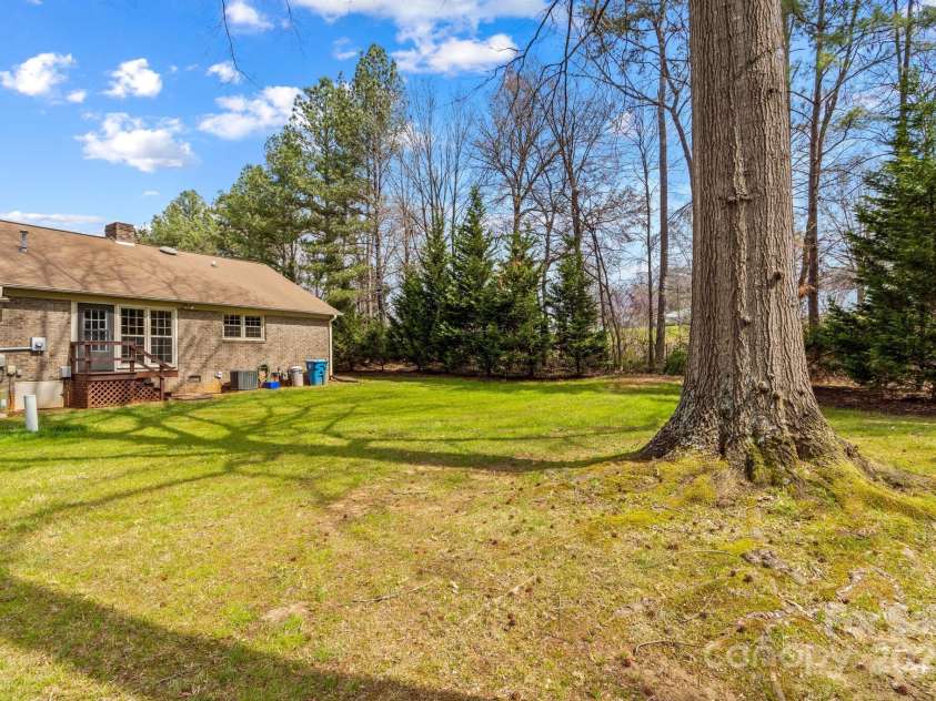 1202 Ravenwood Court, Salisbury, NC 28147.  MLS# CAR4237166, YatesRealty ID 3962. 