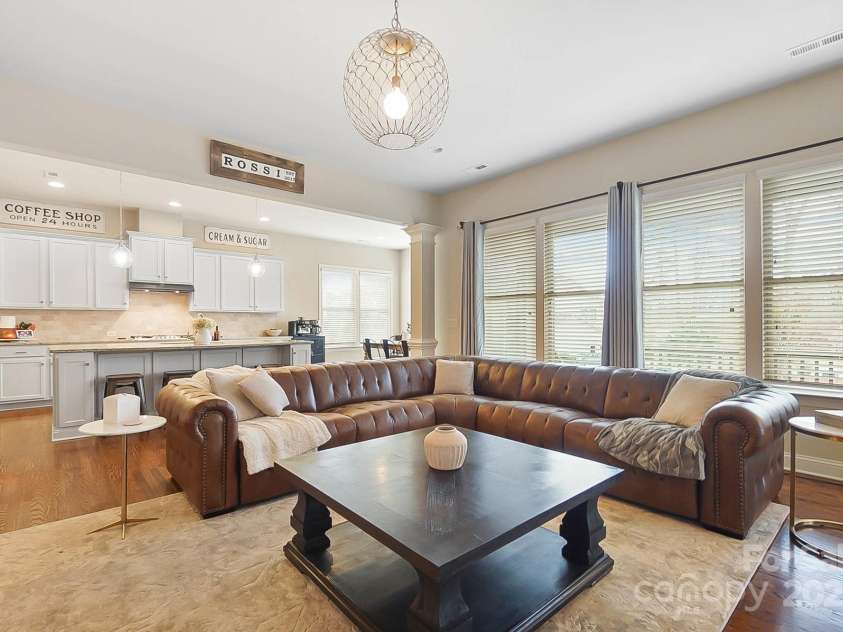 1419 Vickery Drive, Matthews, NC 28104.  MLS# CAR4327392, YatesRealty ID 3962. 