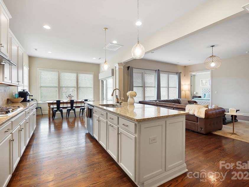 1419 Vickery Drive, Matthews, NC 28104.  MLS# CAR4327392, YatesRealty ID 3962. 