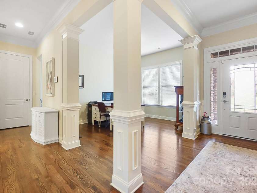 1419 Vickery Drive, Matthews, NC 28104.  MLS# CAR4327392, YatesRealty ID 3962. 