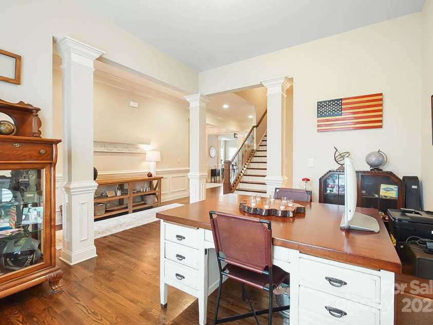 1419 Vickery Drive, Matthews, NC 28104.  MLS# CAR4327392, YatesRealty ID 3962. 