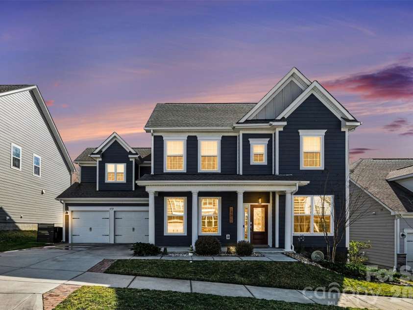 14510 Grundys Way, Davidson, NC 28036.  MLS# CAR4347789, YatesRealty ID 3962. 