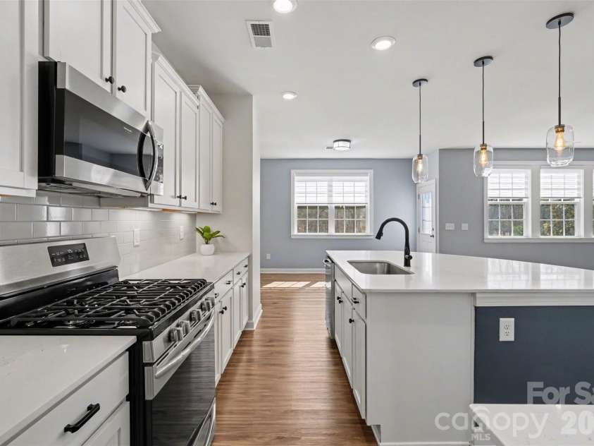 14510 Grundys Way, Davidson, NC 28036.  MLS# CAR4347789, YatesRealty ID 3962. 