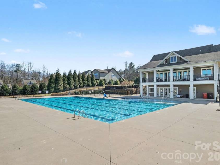 14510 Grundys Way, Davidson, NC 28036.  MLS# CAR4347789, YatesRealty ID 3962. 