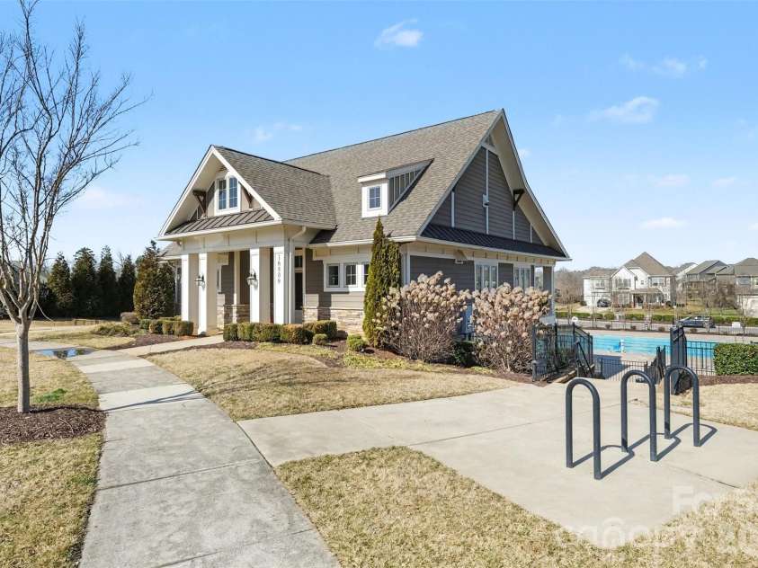 14510 Grundys Way, Davidson, NC 28036.  MLS# CAR4347789, YatesRealty ID 3962. 