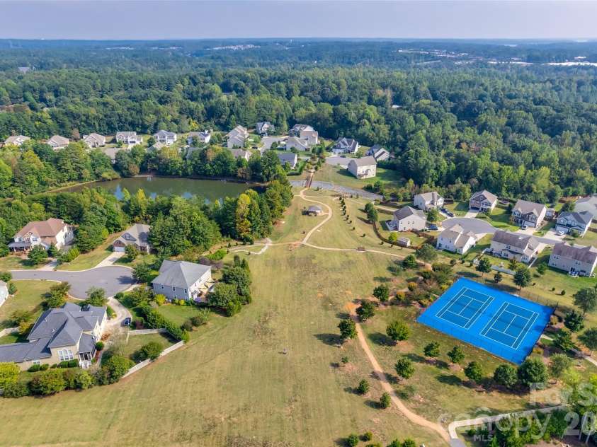 3339 Kingshire Way, Clover, SC 29710.  MLS# CAR4404024, YatesRealty ID 39623. 