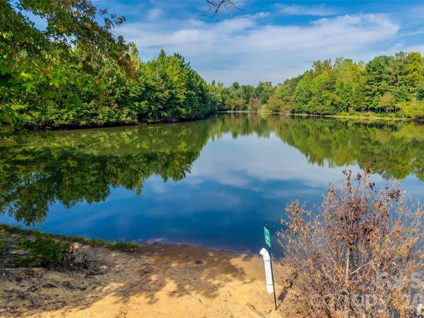 3339 Kingshire Way, Clover, SC 29710.  MLS# CAR4404024, YatesRealty ID 39623. 