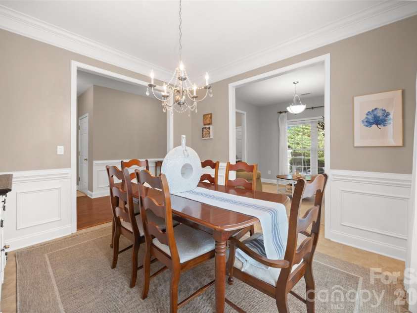 3339 Kingshire Way, Clover, SC 29710.  MLS# CAR4404024, YatesRealty ID 39623. 