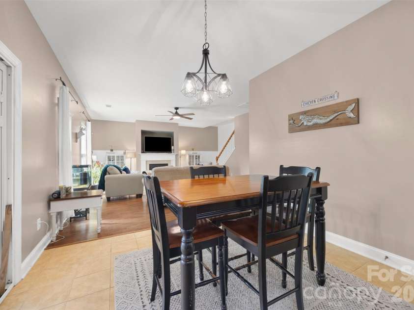 3339 Kingshire Way, Clover, SC 29710.  MLS# CAR4404024, YatesRealty ID 39623. 
