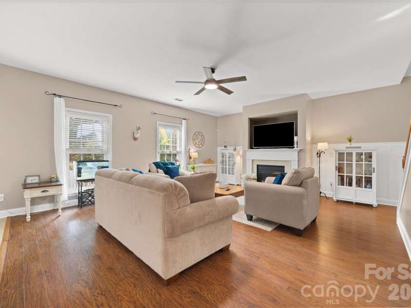 3339 Kingshire Way, Clover, SC 29710.  MLS# CAR4404024, YatesRealty ID 39623. 