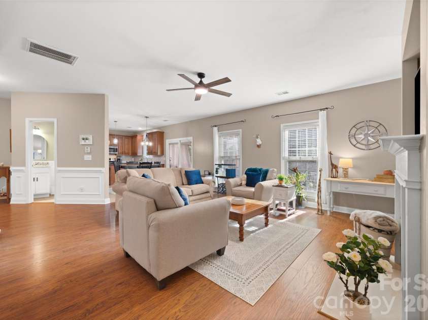 3339 Kingshire Way, Clover, SC 29710.  MLS# CAR4404024, YatesRealty ID 39623. 