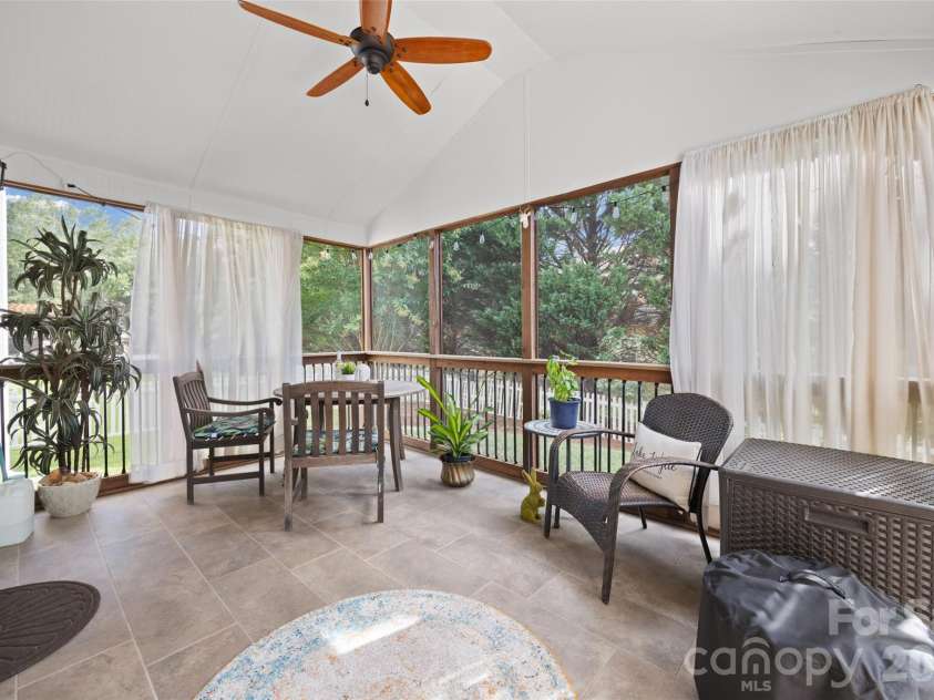 3339 Kingshire Way, Clover, SC 29710.  MLS# CAR4404024, YatesRealty ID 39623. 